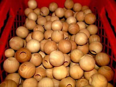 NEW UNFINISHED DOWEL CAPS 1 1/2&quot; DIAMETER 5/8&quot; HOLE 25 PIECES