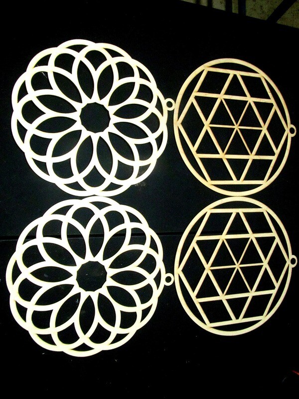BEAUTIFUL 4 PIECE 12&quot; GEOMETRIC DECOR SET