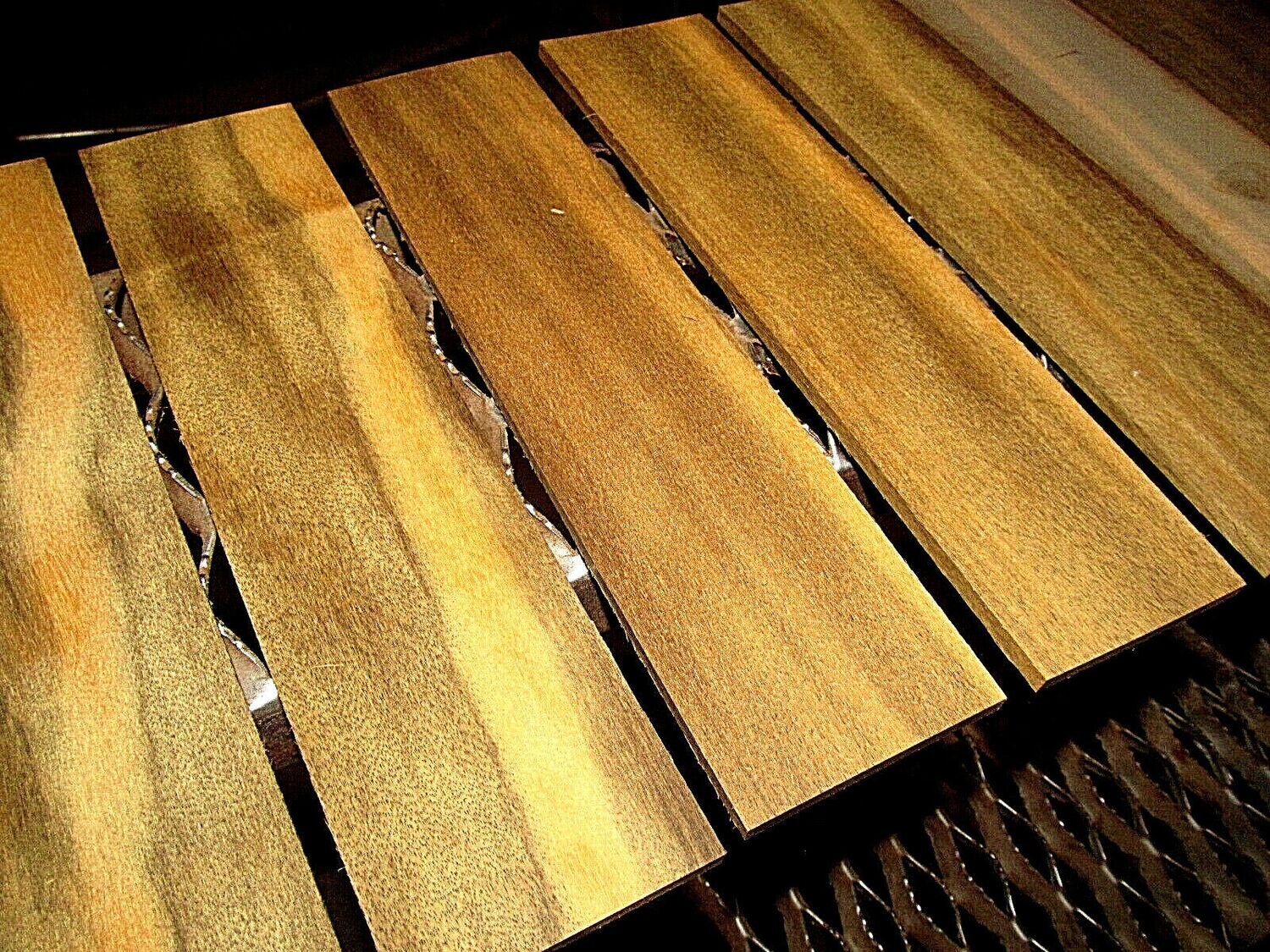 10 PIECES EXOTIC KILN DRIED SANDED THIN GREENHEART LUMBER WOOD 12&quot; X 3&quot; X 1/8&quot;