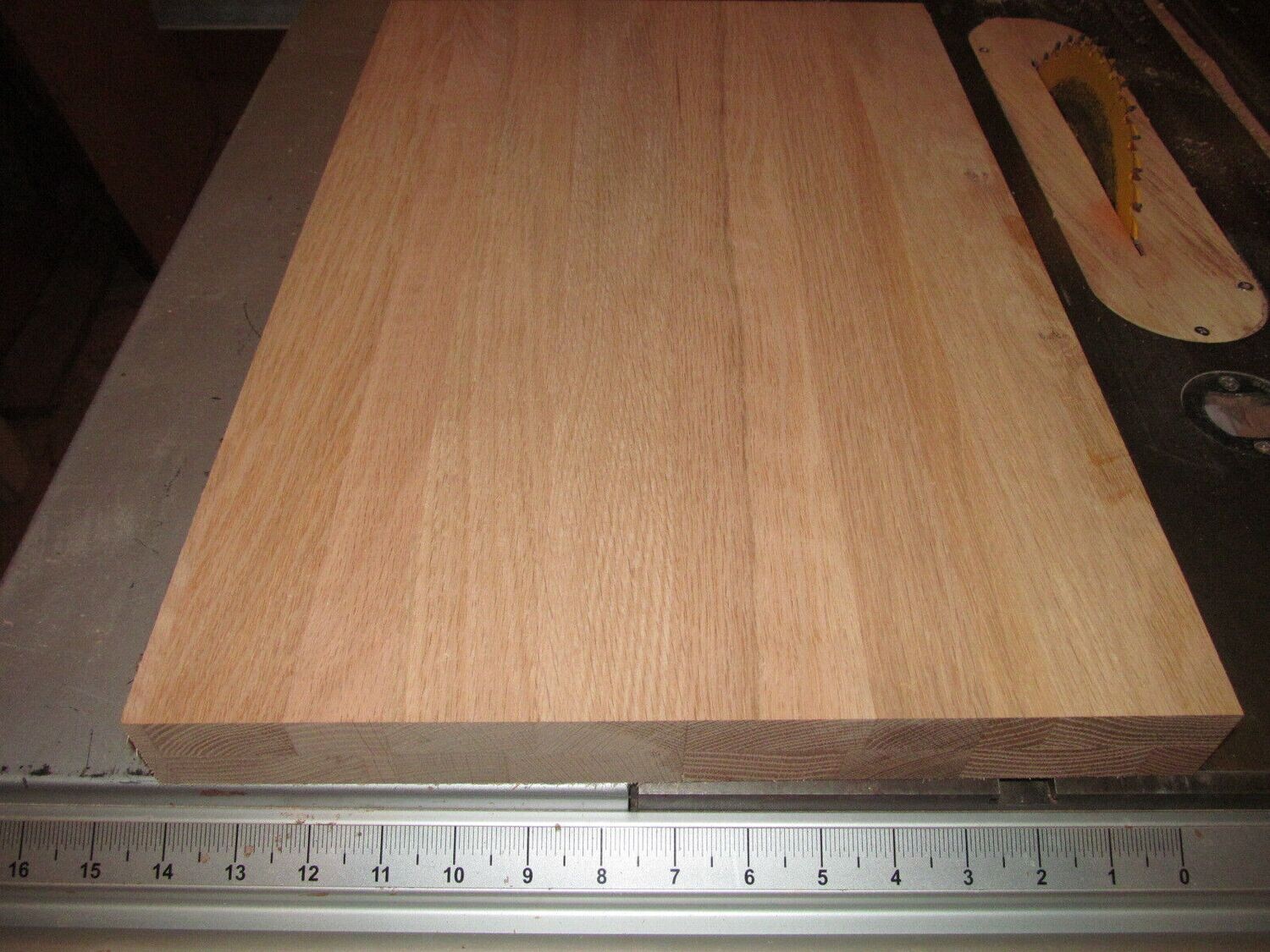WIDE SANDED KILN DRIED RED OAK PANELS 11 X 11&quot; X 1&quot;