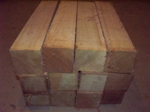 8 POPLAR 2&quot; X 2&quot; X 11&quot;