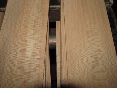 10 PIECES THIN SANDED QUARTERSAWN SYCAMORE 12" X 3" X 1/4"