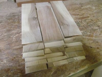 20 PIECES THIN SANDED HICKORY LUMBER 12&quot; X 3&quot; X 3/8&quot;