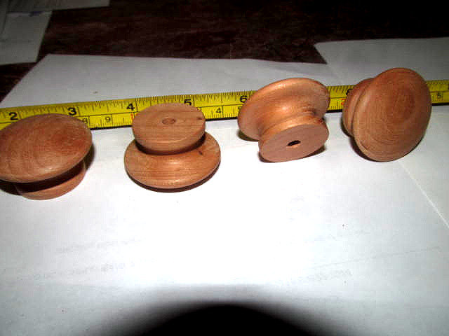 10 FACTORY NEW CHERRY 1 &quot; FINISHED KNOBS / PULLS KP