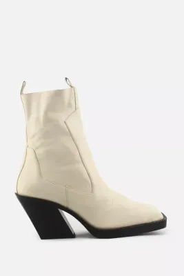 Zara leather white ecru ankle boots quadrat square heeled cowboy worn 38 black