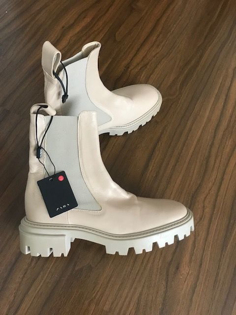 Zara  Limited Edition  beige light tan  100% real leather  ankle boots