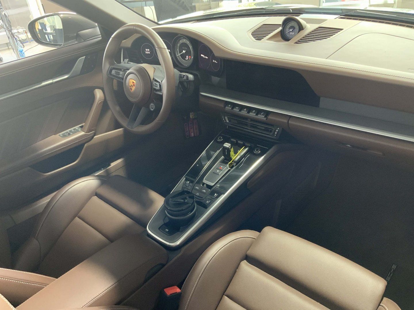 PORSCHE 911 TURBO CABRIOLET 08/2022 (LHD)