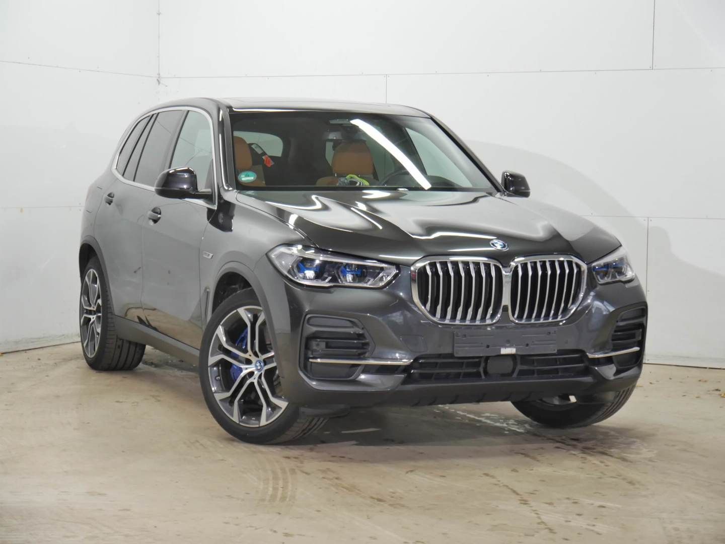 BMW X5 xDrive 45e SOPHISTO GREY BRILLIANT EFFECT METALLIC (LHD) 12/2022