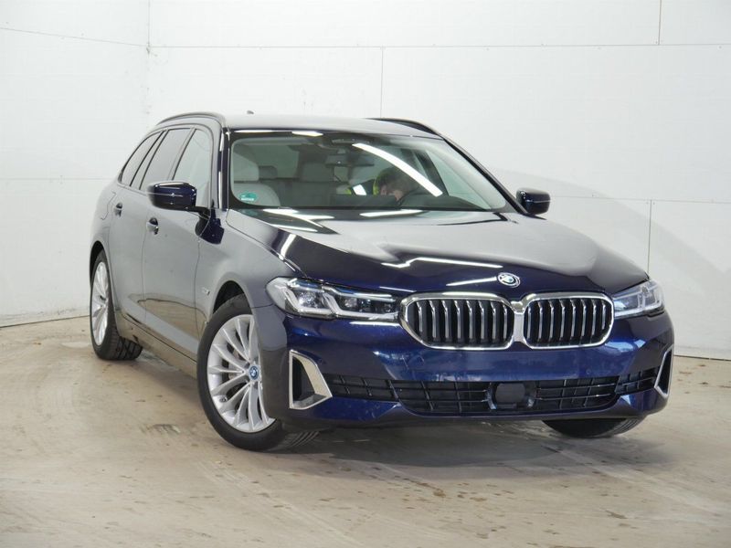 BMW 530e xDrive TOURING LUXURY LINE TANSANITE-BLUE METALLIC (LHD) 12/2023