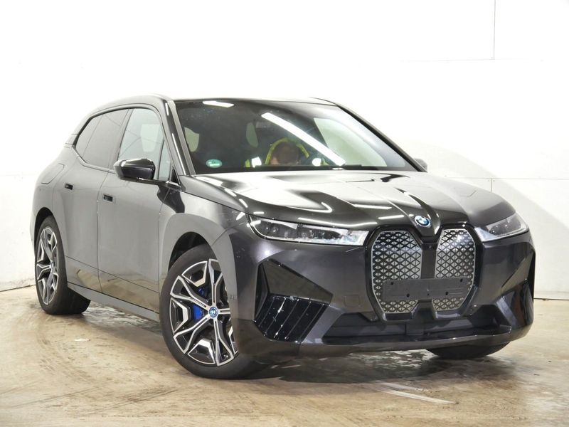 BMW iX xDrive 40 SOPHISTO GREY BRILLIANT EFFECT METALLIC (LHD) 08/2023