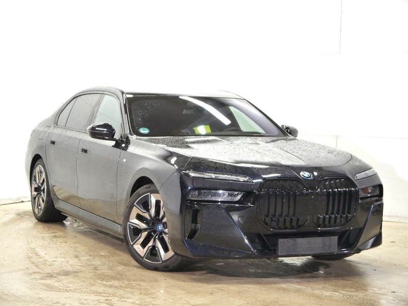 BMW i7 60 xDrive eDrive BLACK SAPPHIRE METALLIC 2-TONE INDIVIDUAL (LHD) 01/2023