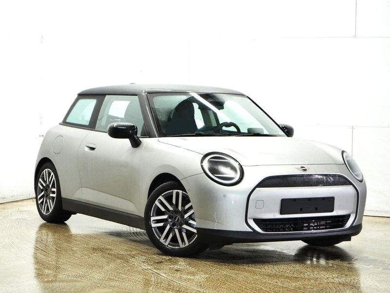MINI COOPER E eDrive (LHD) 08/2024 MINI COOPER E eDrive (LHD) 08/2024