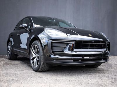 PORSCHE MACAN BLACK METALLIC 10/2022 (LHD) PORSCHE MACAN BLACK METALLIC 10/2022 (LHD)