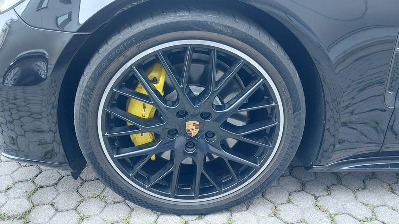 PORSCHE PANAMERA SPORT TURISMO 4S PDK, GREY METALLIC (LHD) 09/2019 PORSCHE PANAMERA SPORT TURISMO 4S PDK, GREY METALLIC (LHD) 09/2019