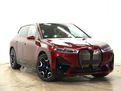 BMW iX xDrive 50 AVENTURINO-RED METALLIC (LHD) 04/2023 BMW iX xDrive 50 AVENTURINO-RED METALLIC (LHD) 04/2023