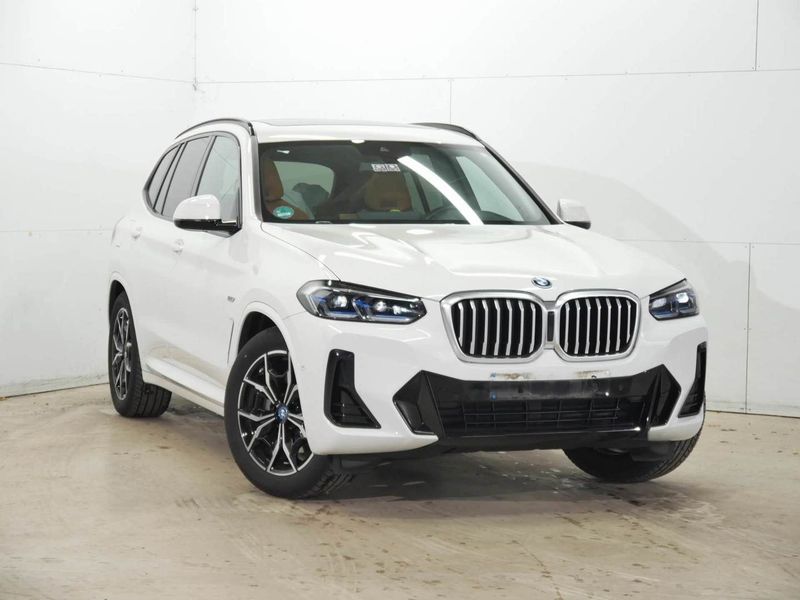 BMW X3 xDrive 30e ALPINE WHITE (LHD) 12/2022