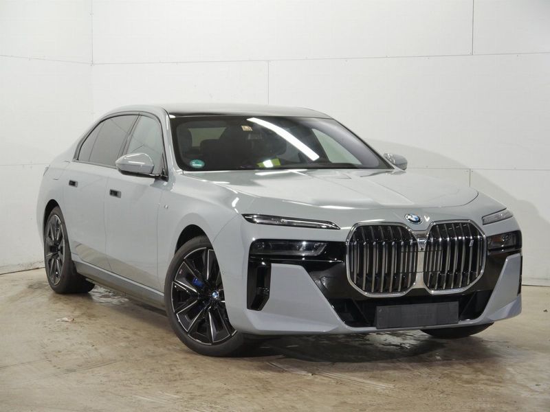 BMW i7 60 xDrive eDrive BROOKLYN GREY METALLIC (LHD) 11/2022