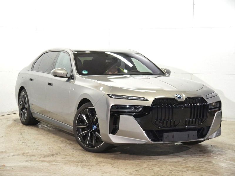 BMW i7 60 xDrive eDrive OXID GREY METALLIC (LHD) 05/2023