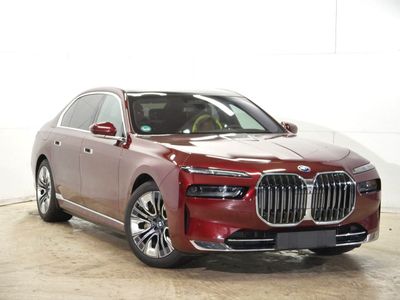 BMW i7 60 xDrive eDrive AVENTURINE RED METALLIC (LHD) 09/2022 BMW i7 60 xDrive eDrive AVENTURINE RED METALLIC (LHD) 09/2022