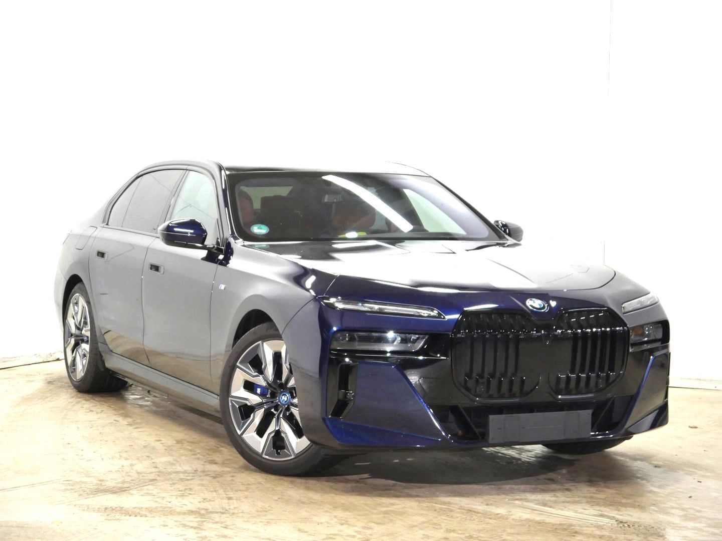 BMW i7 60 xDrive eDrive (LHD) TANSANITE BLUE METALLIC 02/2023