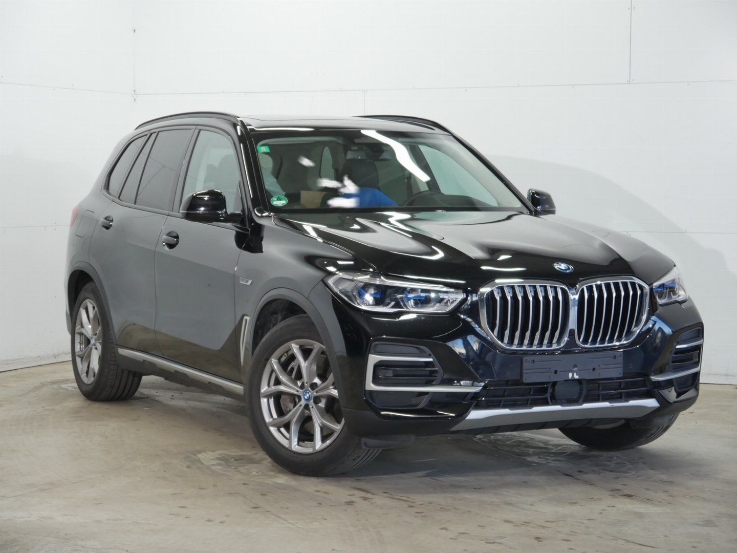 BMW X5 xDrive 45e BLACK  (LHD) 02/2023