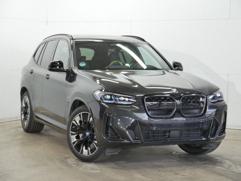 BMW iX3 SOPHISTO GREY METALLIC BRILLIANT EFFECT 09/2024 BMW iX3 SOPHISTO GREY METALLIC BRILLIANT EFFECT 09/2024