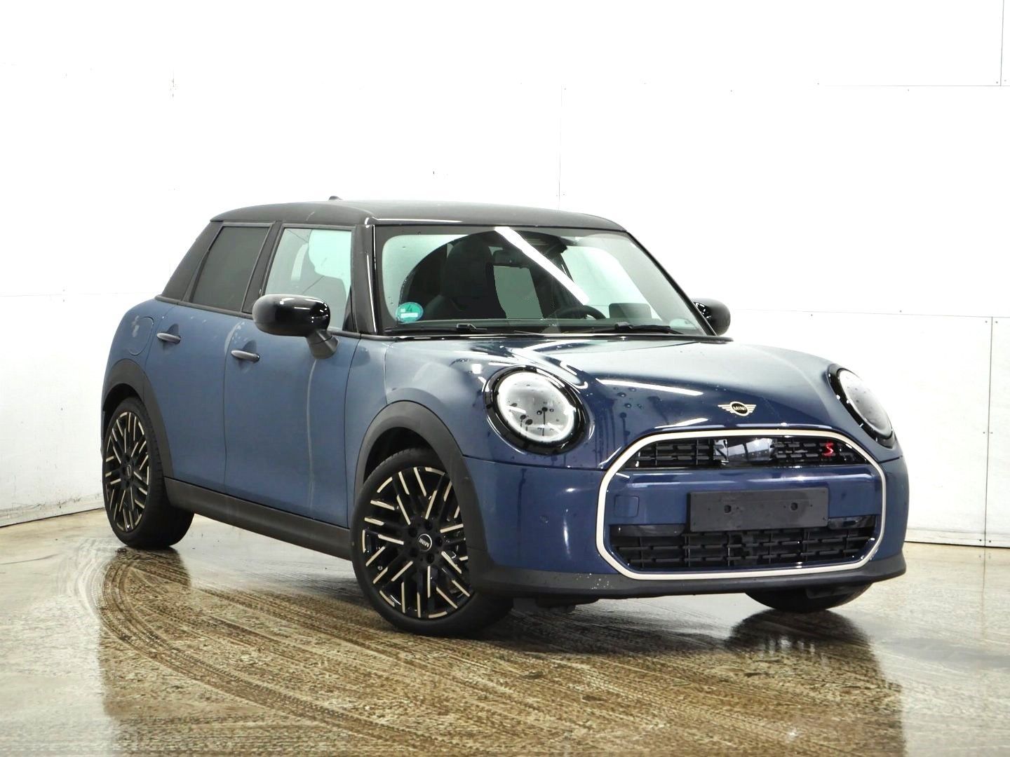 MINI COOPER S (LHD) 11/2024 MINI COOPER S (LHD) 11/2024