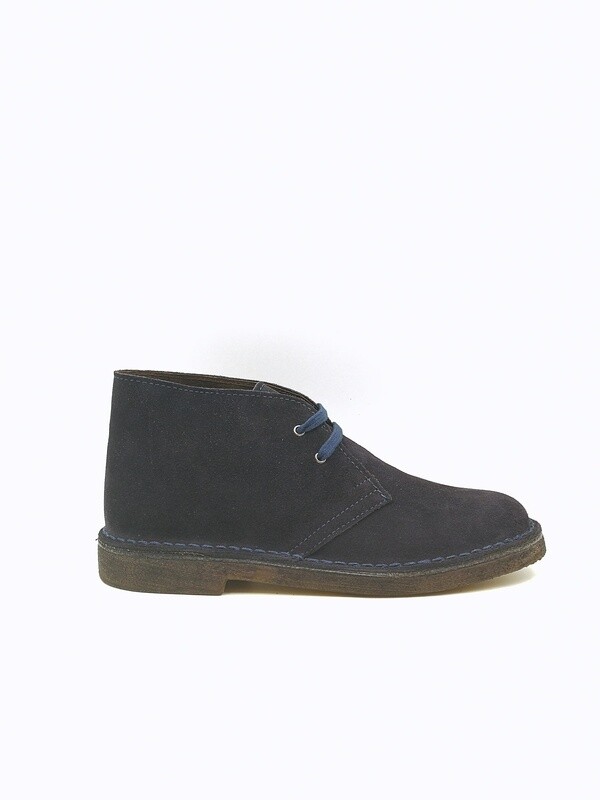 Polacchini Scamosciati Blu Uomo ColBaffo® Scarpe Blu navy classiche Polacchino Scuro Desert Boot Camoscio Stringata Calzata Comfort art. 1100 Polacchini Scamosciati Blu Uomo ColBaffo® Scarpe Blu navy classiche Polacchino Scuro Desert Boot Camoscio Stringata Calzata Comfort art. 1100