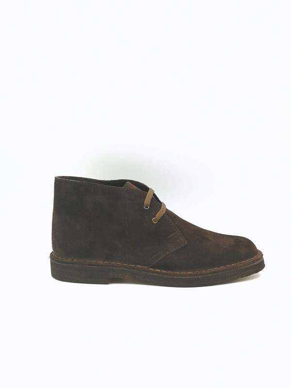 Polacchini Scamosciati Marrone Uomo ColBaffo® Scarpe Testa di moro Brown classiche Polacchino Scuro Desert Boot Camoscio Stringata Calzata Comfort art. 1100 Polacchini Scamosciati Marrone Uomo ColBaffo® Scarpe Testa di moro Brown classiche Polacchino Scuro Desert Boot Camoscio Stringata Calzata Comfort art. 1100