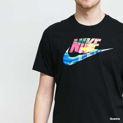 T-shirt Uomo Nike Nera Con Stampa Multicolor Swoosh Colorato art. DB6161 010