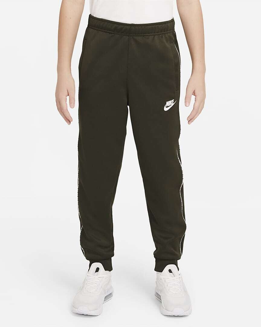 Pantalone Ragazzi Nike Sportswear Repeat Nero con bordini laterali con logo Art. DD4008 010