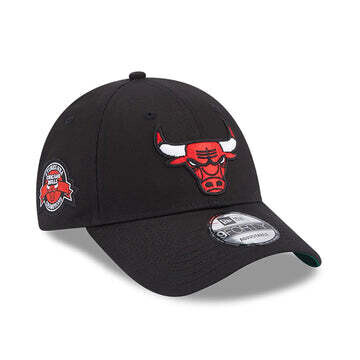 New Era Cappellino 9FORTY Regolabile Chicago Bulls Team Side Patch Nero art. 60364397