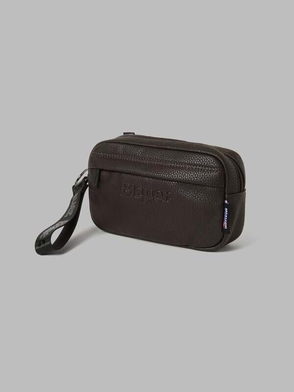 Pochette Blauer Borsello in Pelle Marrone Castagna Brown Cinturino da polso Eco Leather  Essential  art. F3GOY02/MET BRW