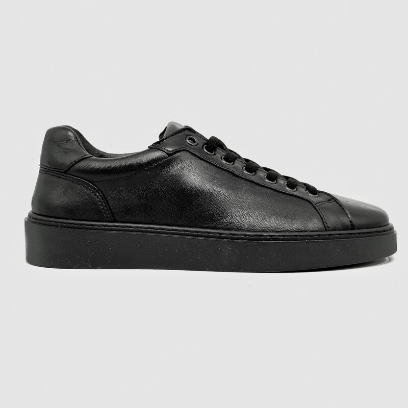 Sneakers basse Nere in pelle Uomo ColBaffo® Total Black Nero Fondo gomma Scarpe classic casual allacciata punta tonda art. CBU-1068