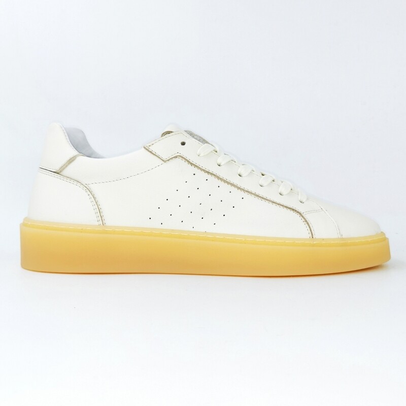 Sneakers Beige Uomo in pelle ColBaffo® Scarpe Essential traforate Fondo Gum ambra ultraleggero chiaro gomma Scarpe classic casual allacciata punta tonda art. CBU1049 Sneakers Beige Uomo in pelle ColBaffo® Scarpe Essential traforate Fondo Gum ambra ultraleggero chiaro gomma Scarpe classic casual allacciata punta tonda art. CBU1049