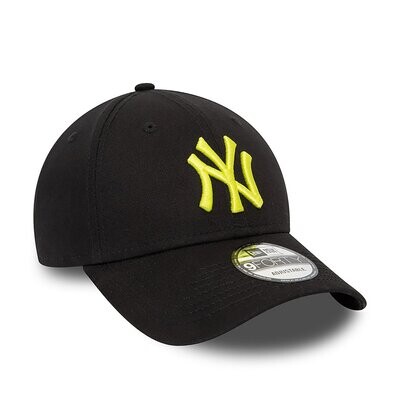 Cappello Nero giallo NY New York Yankees logo yellow Essential visiera Curva New Era 9FORTY team Regolabile art. 60435203