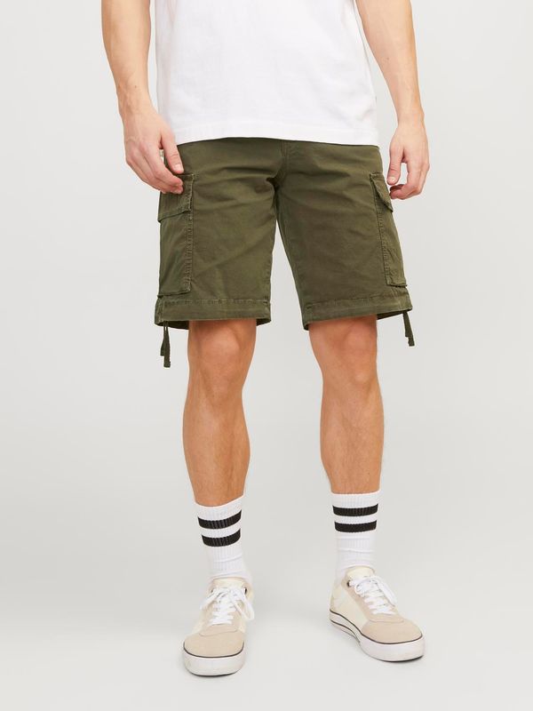 Bermuda Cargo Verdone Militare uomo Loose Fit Pantaloncini Oliva con tasconi Vita Alta Cotone Jack&Jones JPSTCOLE TUCKER CARGO art. 12253122 Bermuda Cargo Verdone Militare uomo Loose Fit Pantaloncini Oliva con tasconi Vita Alta Cotone Jack&Jones JPSTCOLE TUCKER CARGO art. 12253122