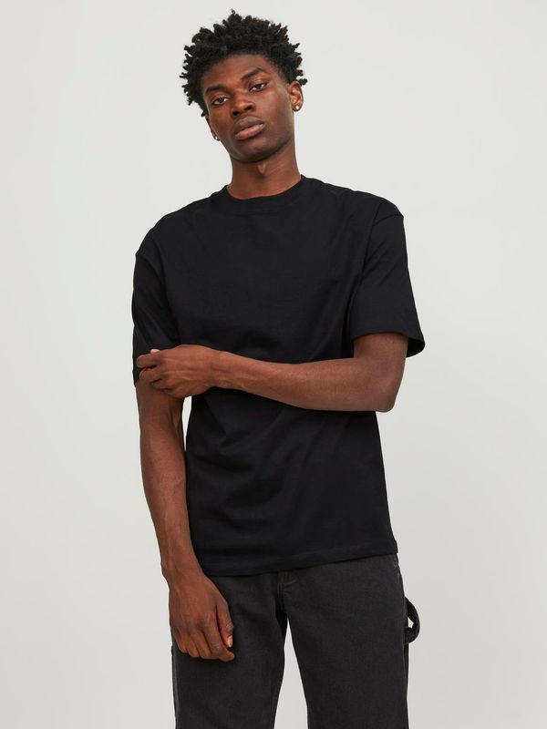 T-shirt Larga Nera semplice Tinta unita paricollo 100% cotone Maglietta Black nero scuro wide fit Jack&Jones JJEBRADLEY TEE art. 12249319 T-shirt Larga Nera semplice Tinta unita paricollo 100% cotone Maglietta Black nero scuro wide fit Jack&Jones JJEBRADLEY TEE art. 12249319
