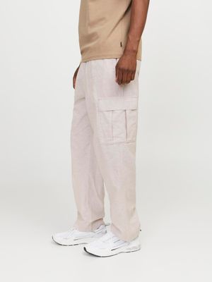 Pantaloni Cargo in Lino Uomo Beige Sabbia chino Cotone Loose Fit Gamba Larga Vita elastica jack & Jones JPSTKARL SUMMER CARGO Beige Crockery art. 12268352 Pantaloni Cargo in Lino Uomo Beige Sabbia chino Cotone Loose Fit Gamba Larga Vita elastica jack & Jones JPSTKARL SUMMER CARGO Beige Crockery art. 12268352