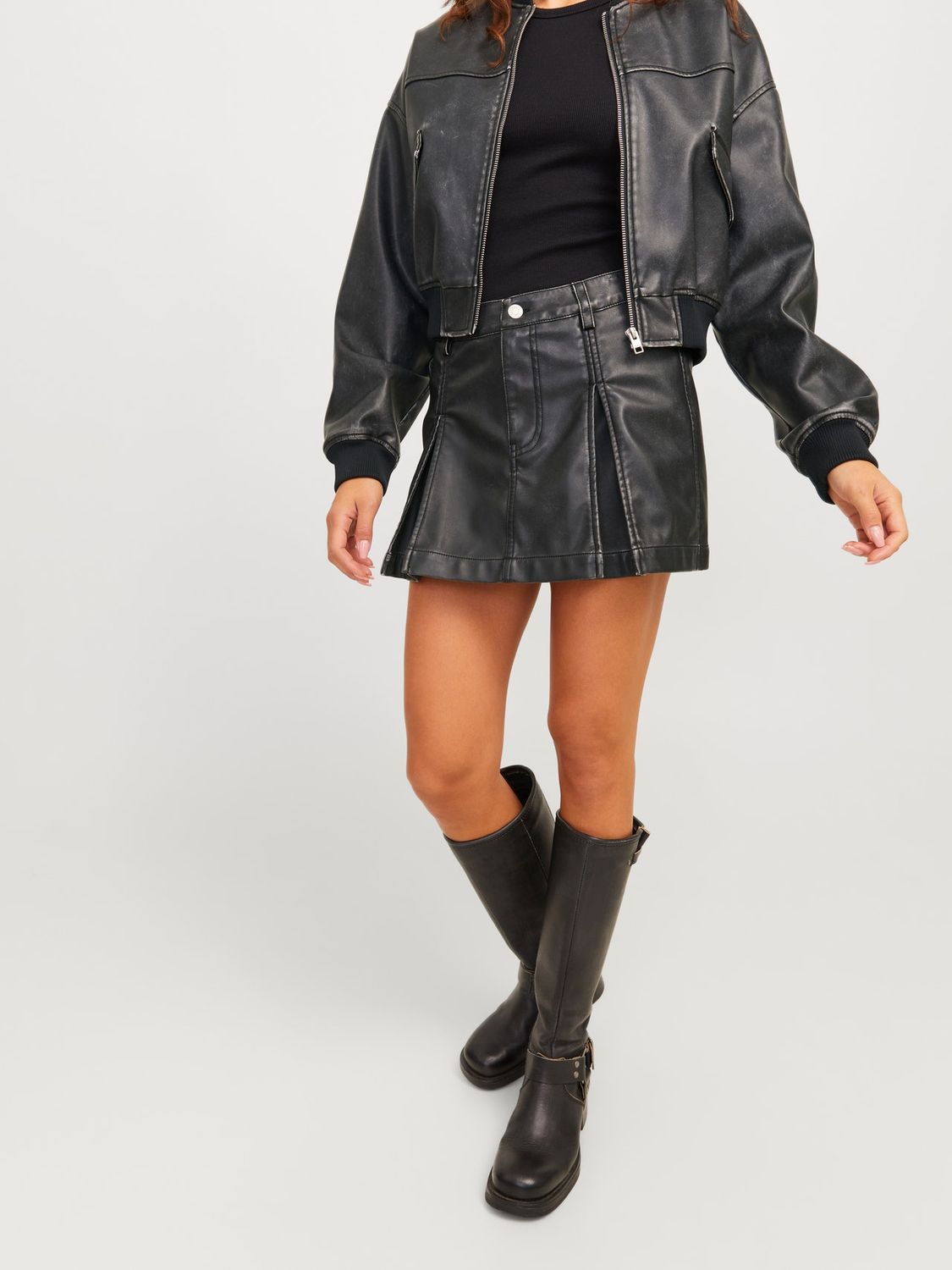 Gonna Pelle Eco Donna mini Grigia Nero Slavato con spacchi Washed PU JJXX JXTORA PLEATED WASHED SKIRT art. 12265729