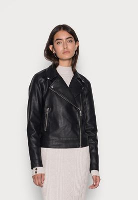 Chiodo in  finta pelle Nera Giacca biker Donna Giacca in similpelle Nero Black JJXX JXGAIL JACKET art. 12206262