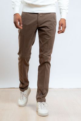 Pantaloni chino Uomo Marrone tabacco Scuro Tasche america Gabardina cotone invernale Pantalone  Roy Roger's New Rolf Winter Clay Argilla Washed Slim Fit art. RRU013C8700112 C0237