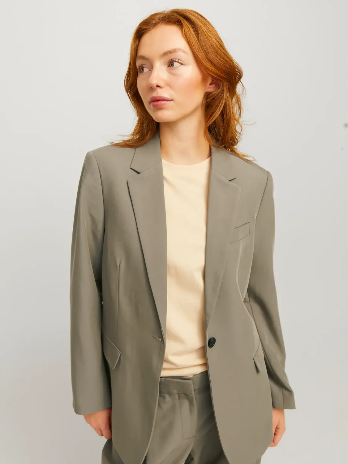 Giacca Sabbia Corda Blazer Donna tailleur Beige Brindle poli viscosa regular fit JJXX JXANA MARY REG BLAZER star white art. 12259245 Giacca Sabbia Corda Blazer Donna tailleur Beige Brindle poli viscosa regular fit JJXX JXANA MARY REG BLAZER star white art. 12259245