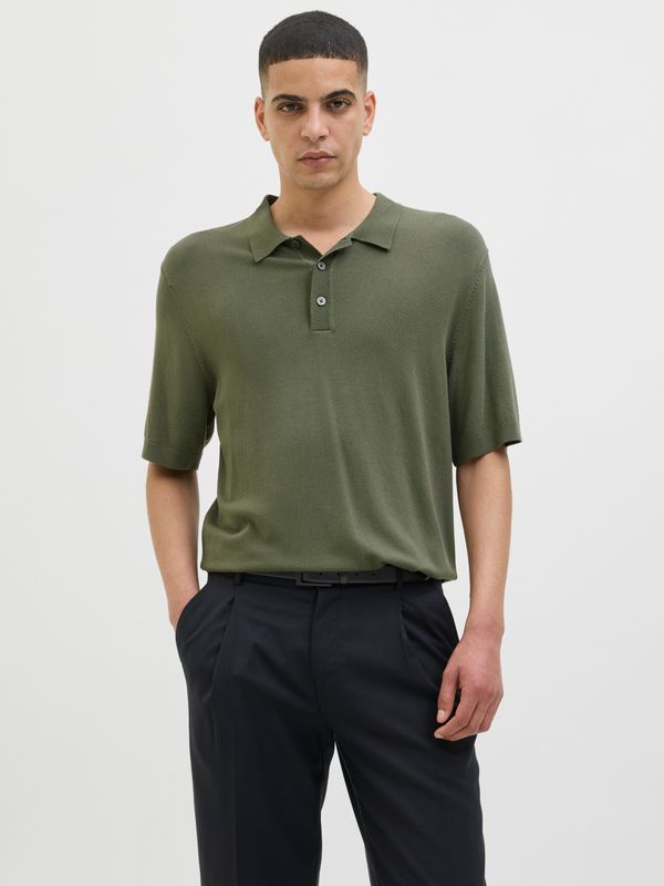 Polo Verde Maniche corte Uomo in filo viscosa 100% Essential Polo Verdone Basic Collo 3/4 Verde Militare oliva Green Jack & Jones JPRCCWILLIAM KNIT POLO art. 12275454 Polo Verde Maniche corte Uomo in filo viscosa 100% Essential Polo Verdone Basic Collo 3/4 Verde Militare oliva Green Jack & Jones JPRCCWILLIAM KNIT POLO art. 12275454