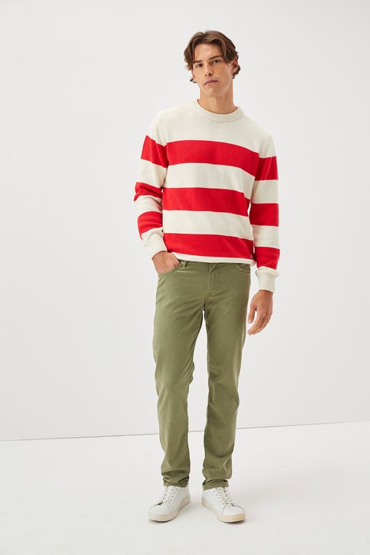 Pantalone Uomo 5 Tasche 517 Plain Verde foglia Oliva Cotone Leggero drill Uomo Roy Roger's 517 Plain Regular Regular Slim Fit art. RU089P0370127.C0006 Pantalone Uomo 5 Tasche 517 Plain Verde foglia Oliva Cotone Leggero drill Uomo Roy Roger's 517 Plain Regular Regular Slim Fit art. RU089P0370127.C0006