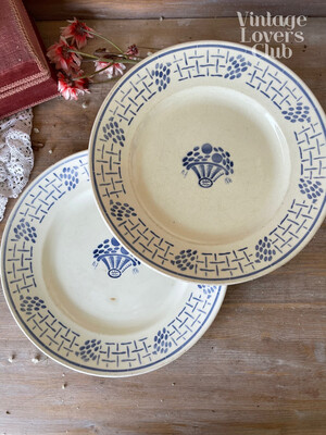 Badonviller serving platter 28.5 cm