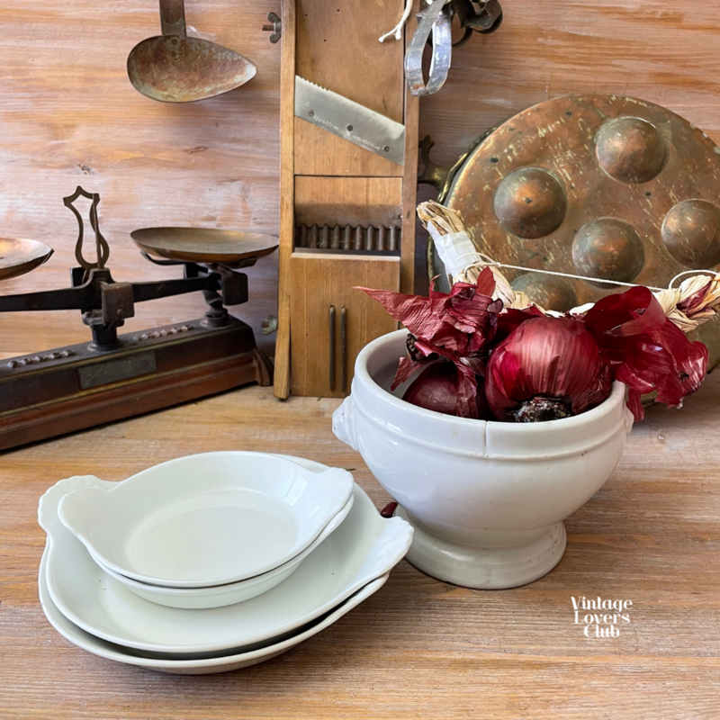 White Cocotte
