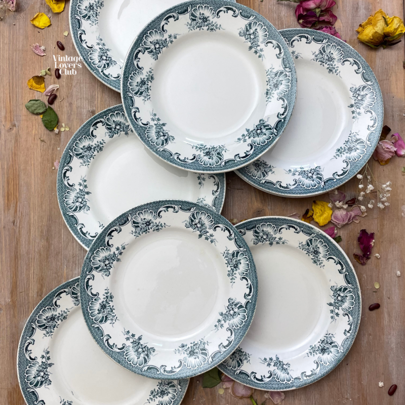 St Amande La Valliere Dinner Plate