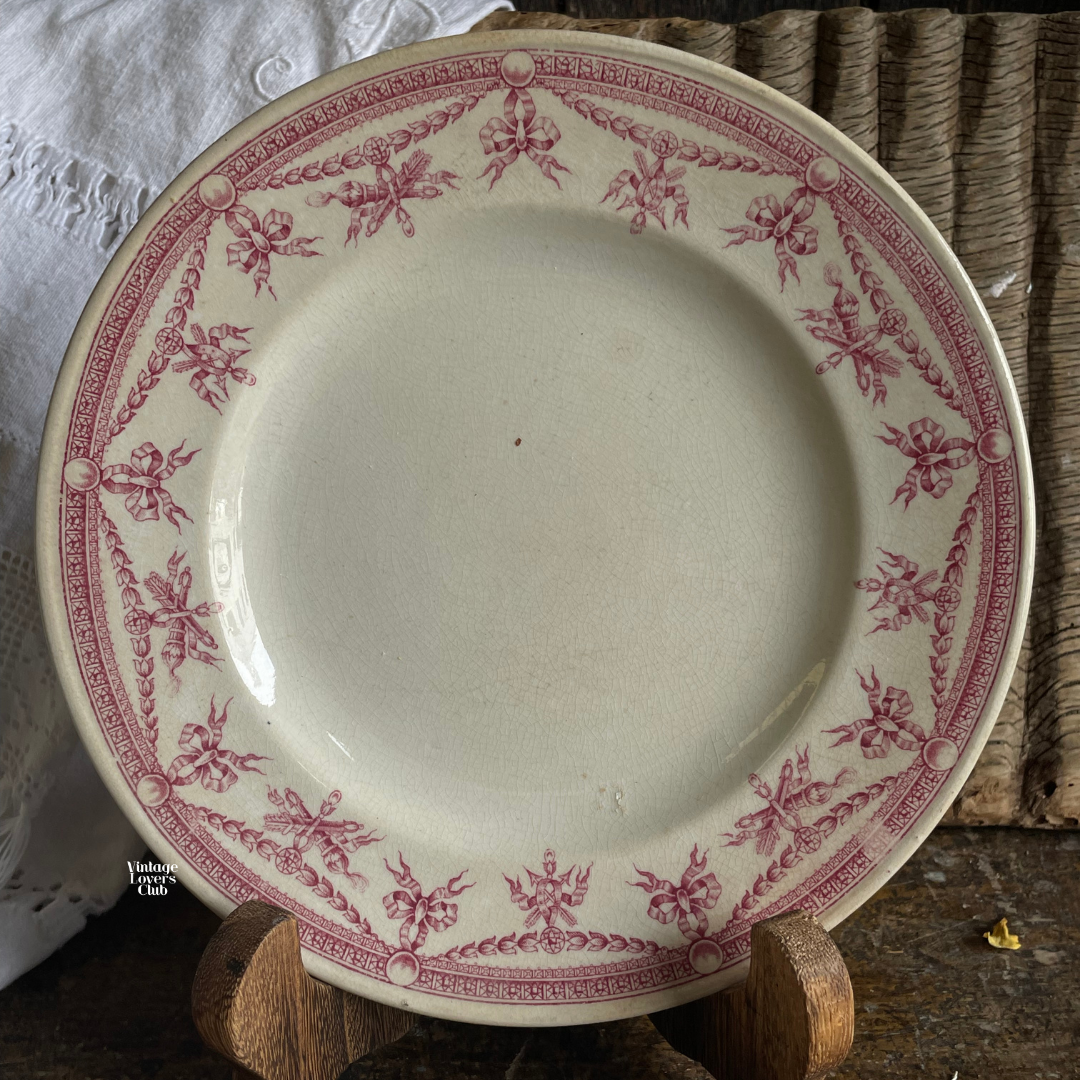 Louis Seize Dinner Plate