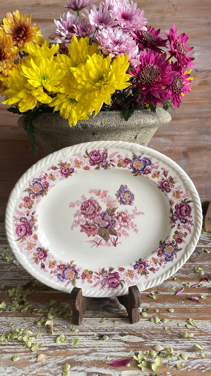 Oval Tray by Royal Couldon
